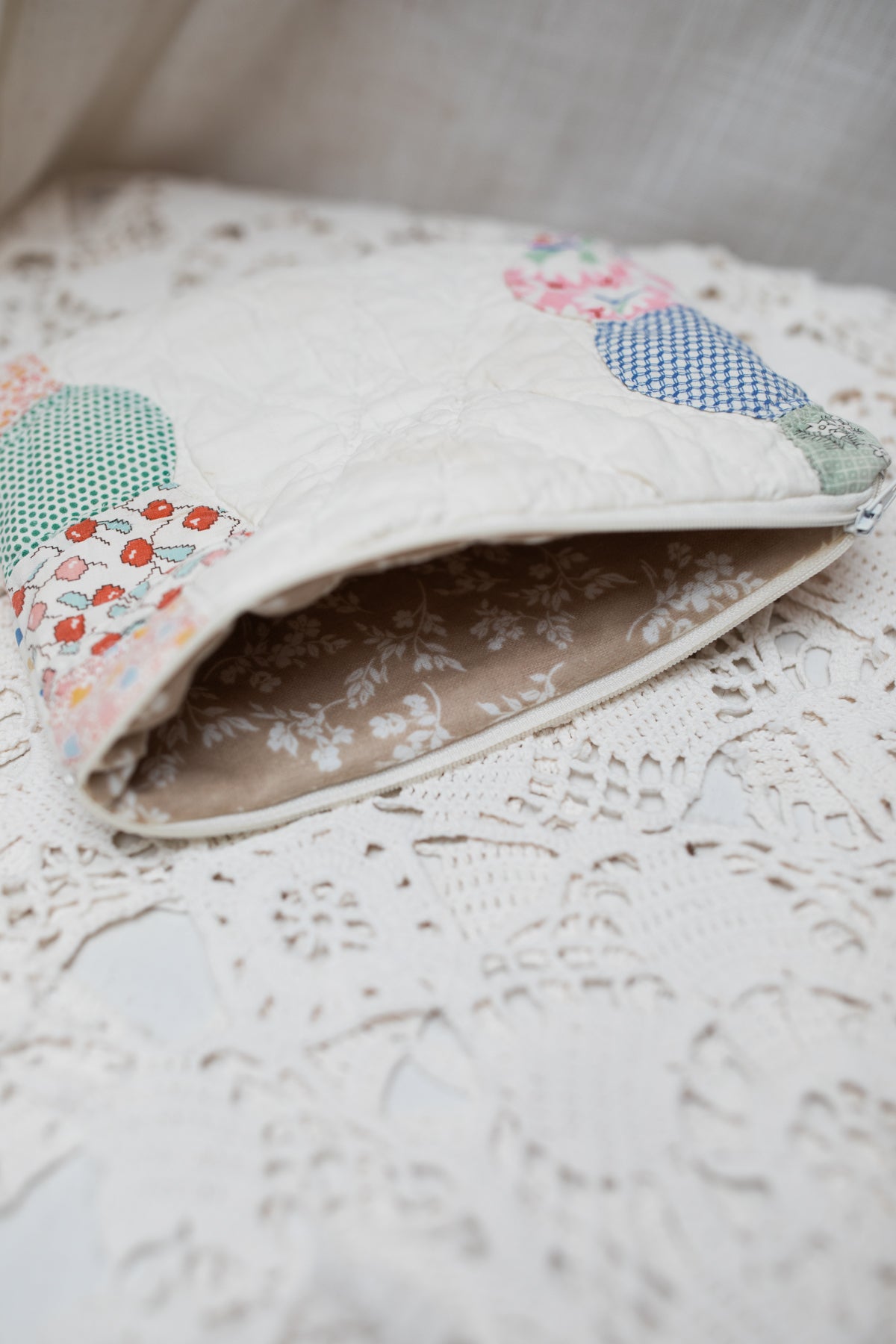 kindle sleeve pastel burst